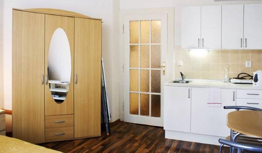 Studio Near The Art Gallery Praag Kamer foto
